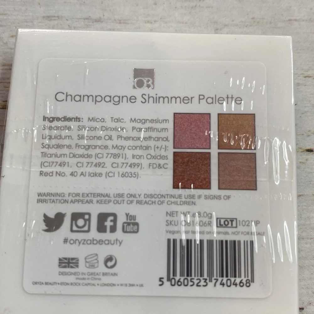 Oryza Beauty Champagne Shimmer Eyeshadow Palette